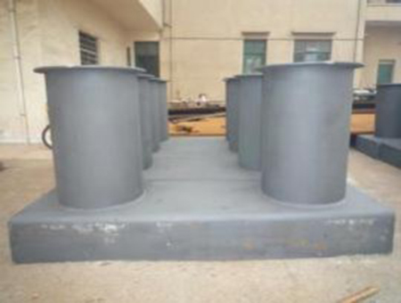 Japanese ship's mooring column